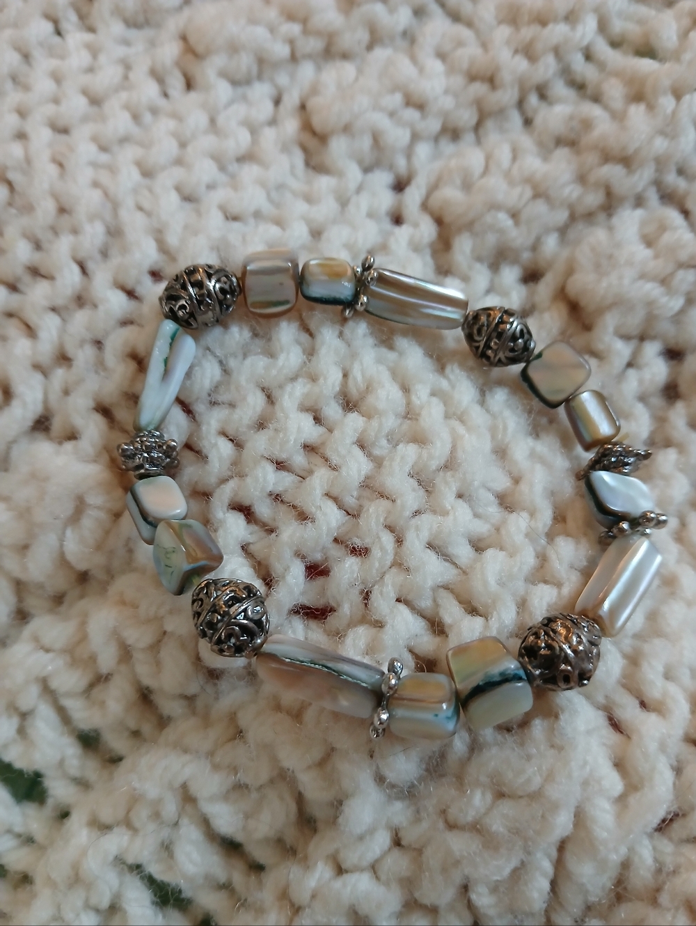 Stretch abalone bracelet